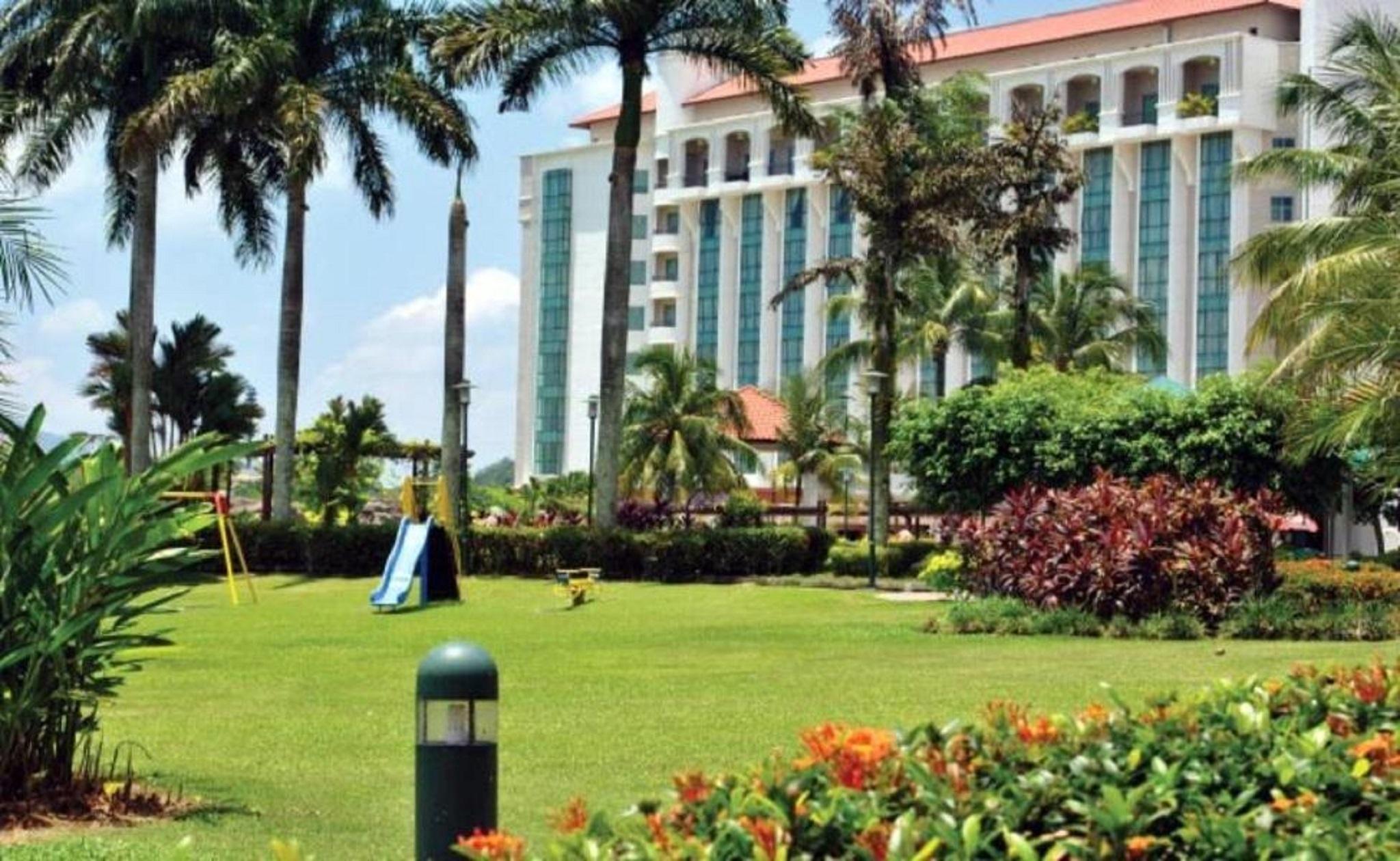Nilai Springs Resort Hotel Экстерьер фото