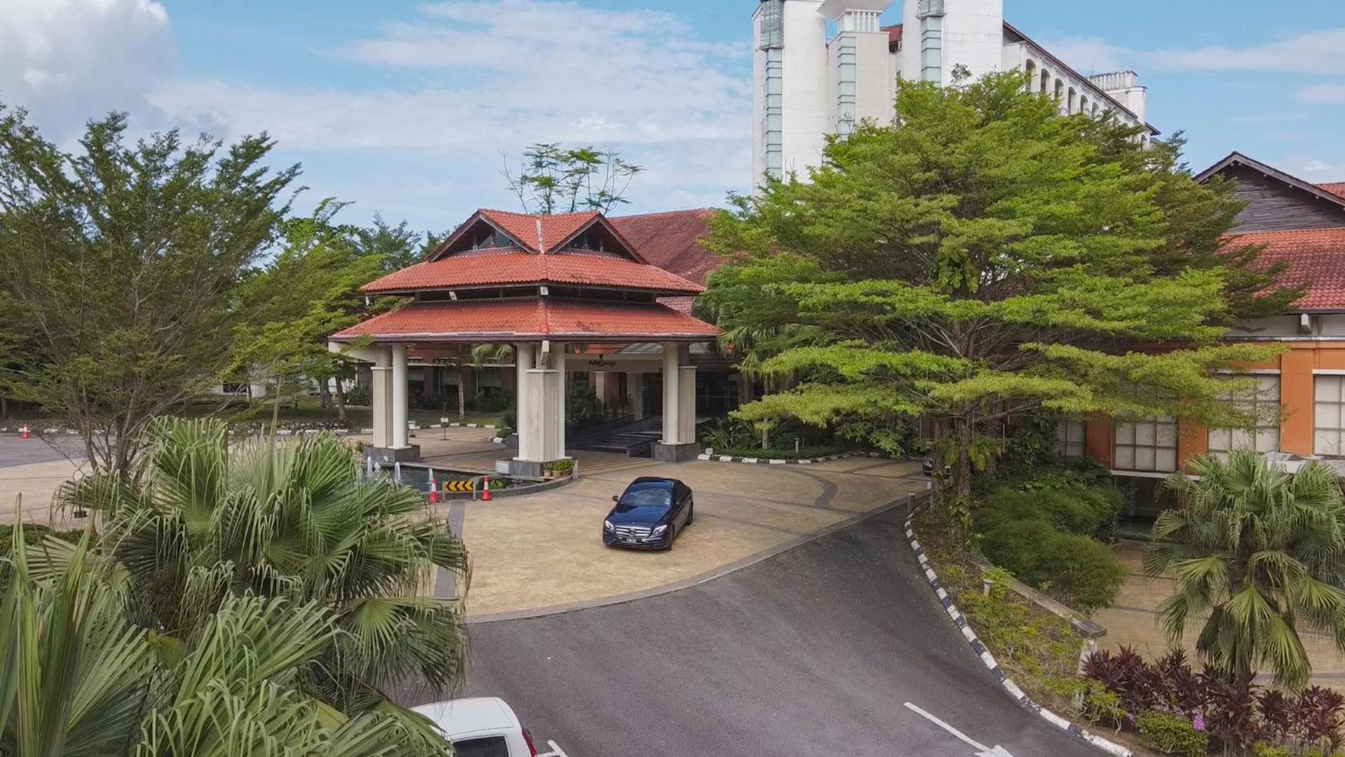Nilai Springs Resort Hotel Экстерьер фото