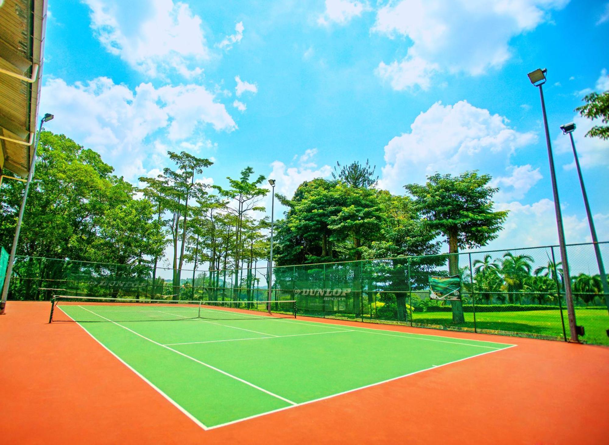 Nilai Springs Resort Hotel Экстерьер фото